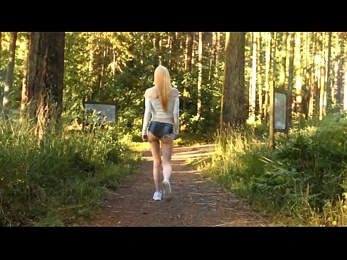 ❤️ Krásná žena se pohybuje pomalu, ne nahé video ️❌  Sex u cs.hentai-ita.ru ❌️